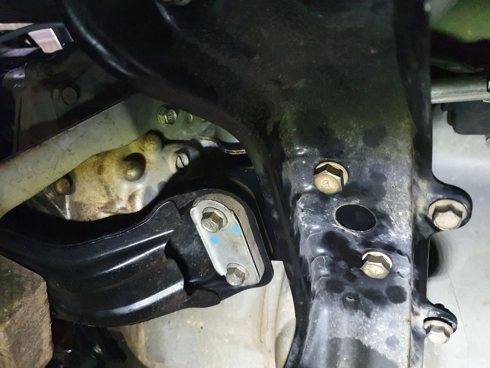 5eat to 6mt adapter plate